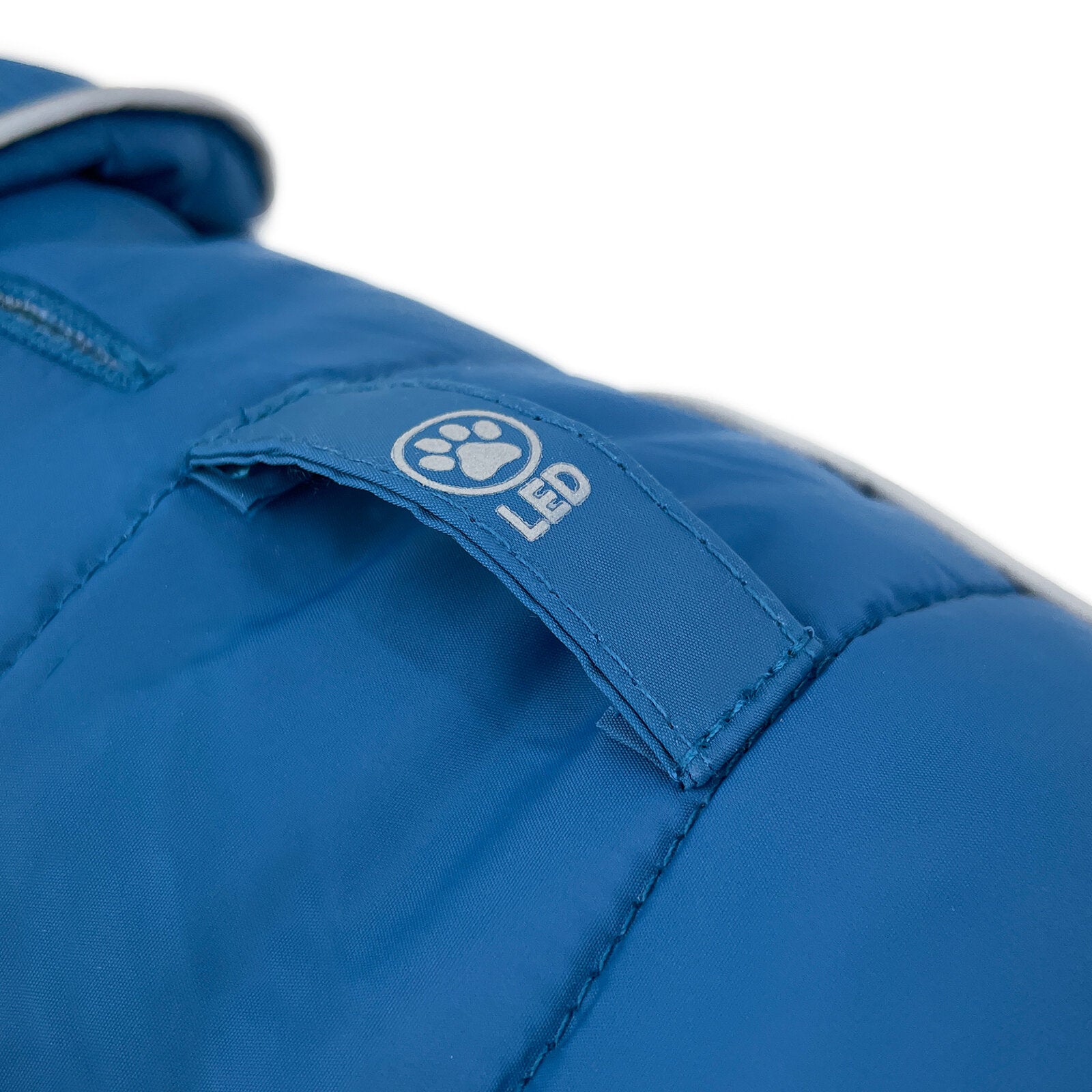 Huskimo Dog Coat Sherpa Tasman Blue LED attachment 